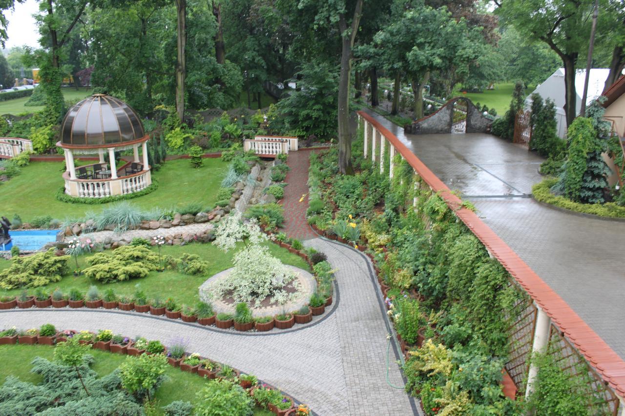 Palac Ogrodowa Tarnowskie Góry Exterior foto
