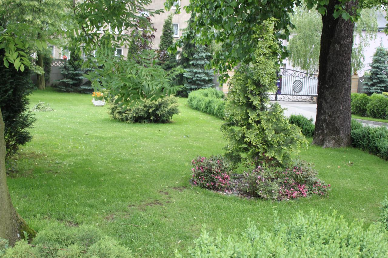 Palac Ogrodowa Tarnowskie Góry Exterior foto